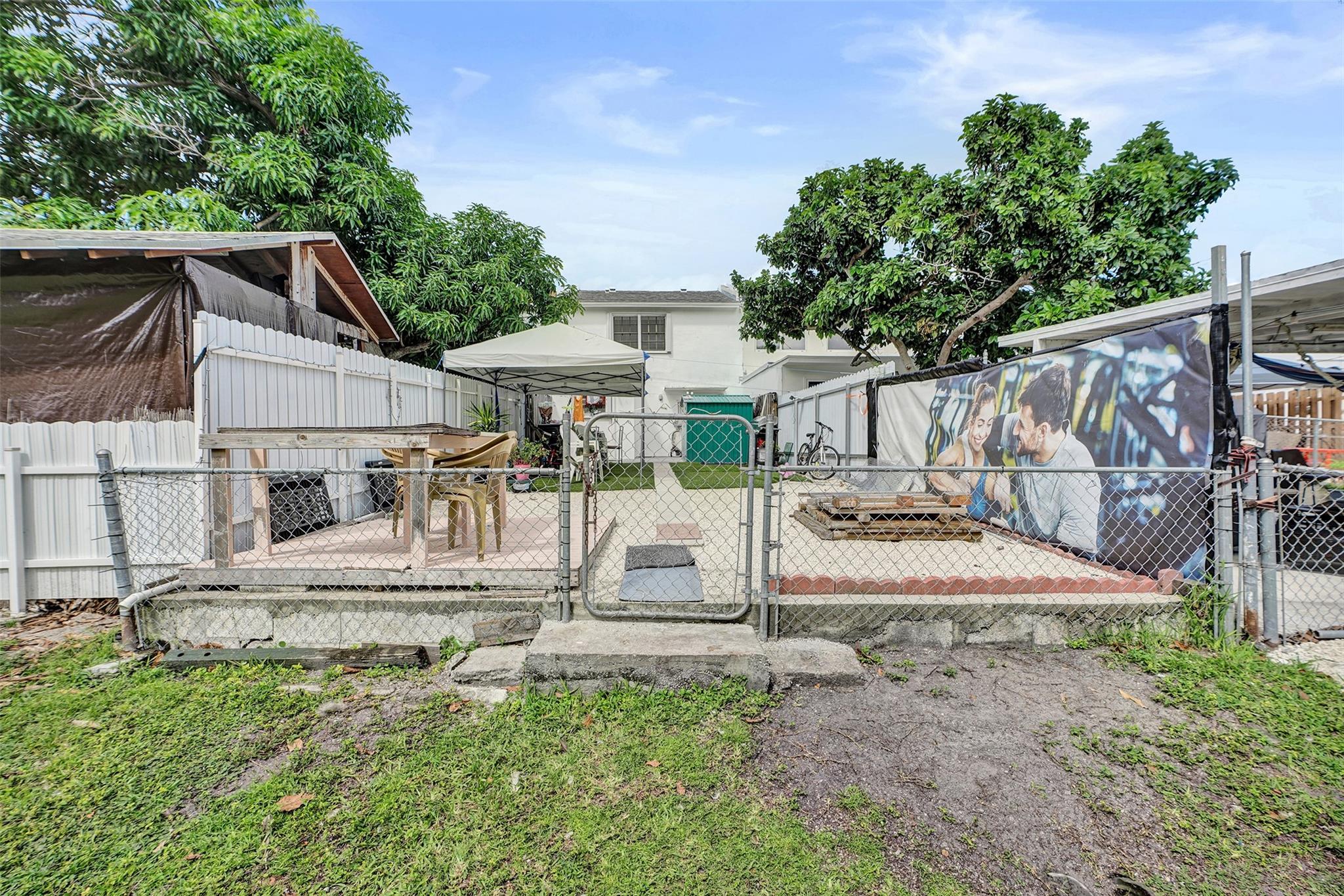 Lake Royall East - Residential