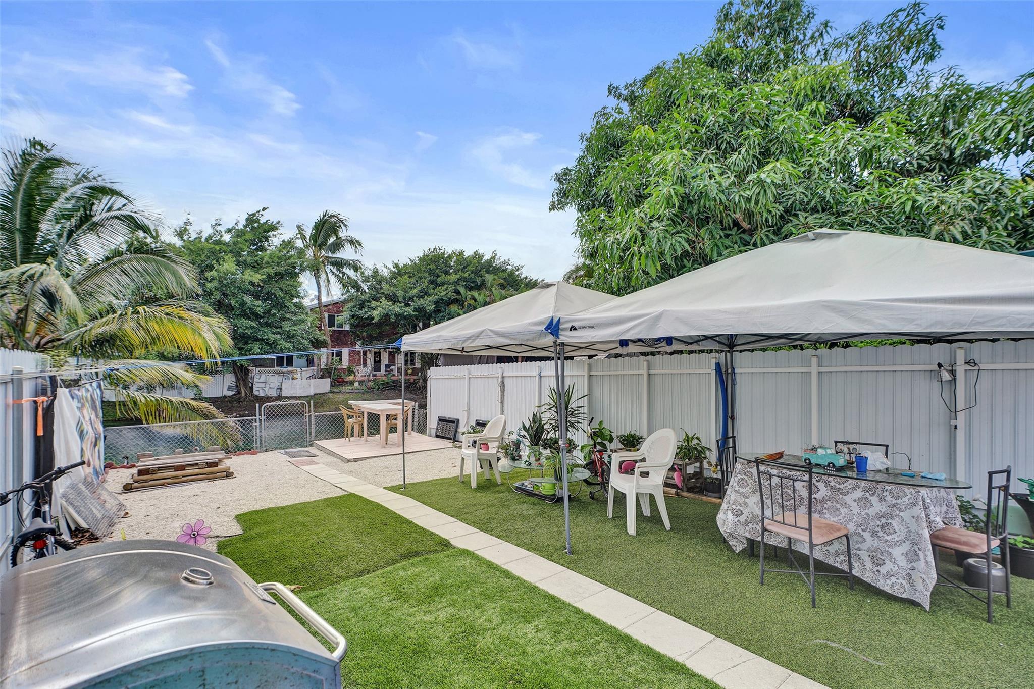Lake Royall East - Residential