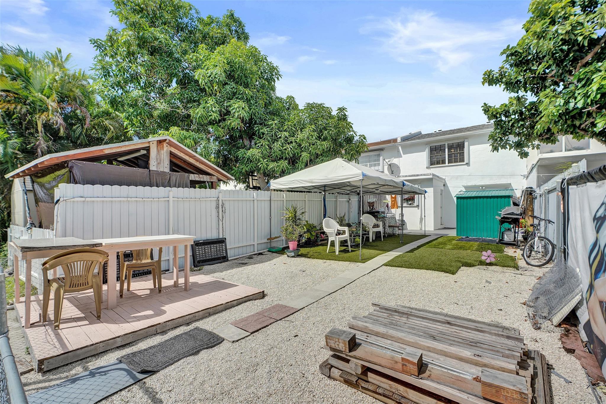 Lake Royall East - Residential