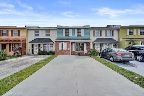 Photo of 1732 W 72nd St #1732, Hialeah, FL 33014 (MLS # F10533140)