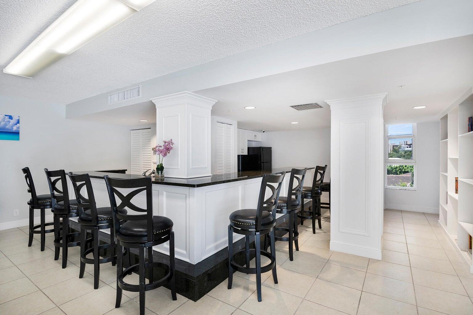 INTRACOASTAL TOWER - Residential