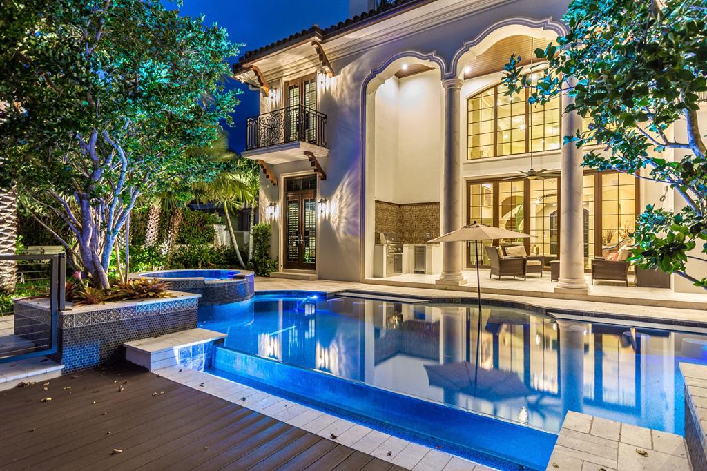 LIGHTHOUSE POINT 3RD SEC - Residential