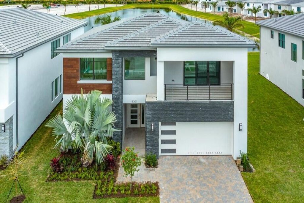 Photo of 8301 Crystal Downs Avenue, Boca Raton, FL 33434 (MLS # R10976245)