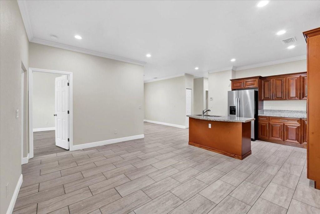 Photo of 306 N 18th Court #2, Fort Pierce, FL 34950 (MLS # F10482715)