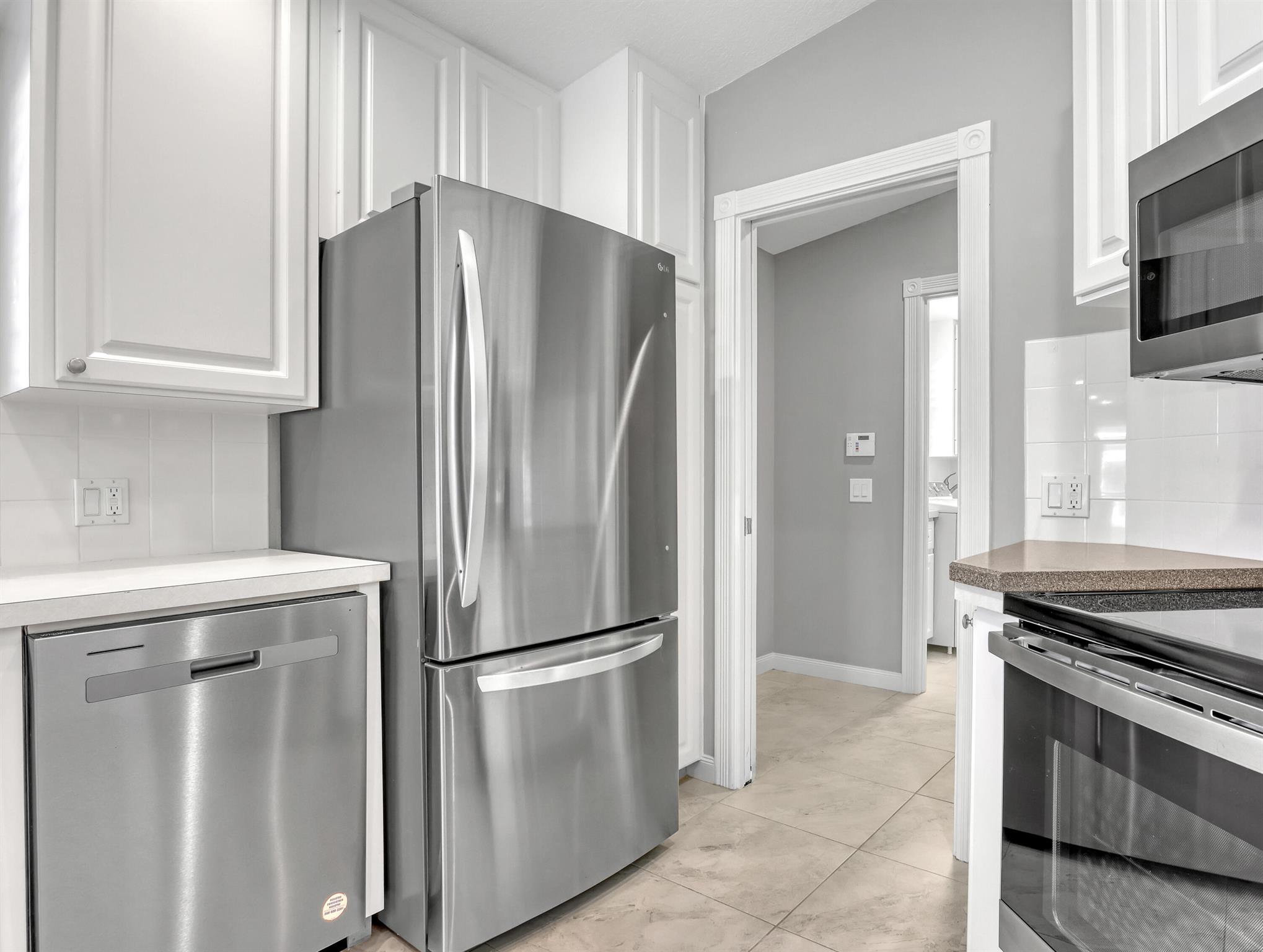 MAGNOLIA BAY - Residential