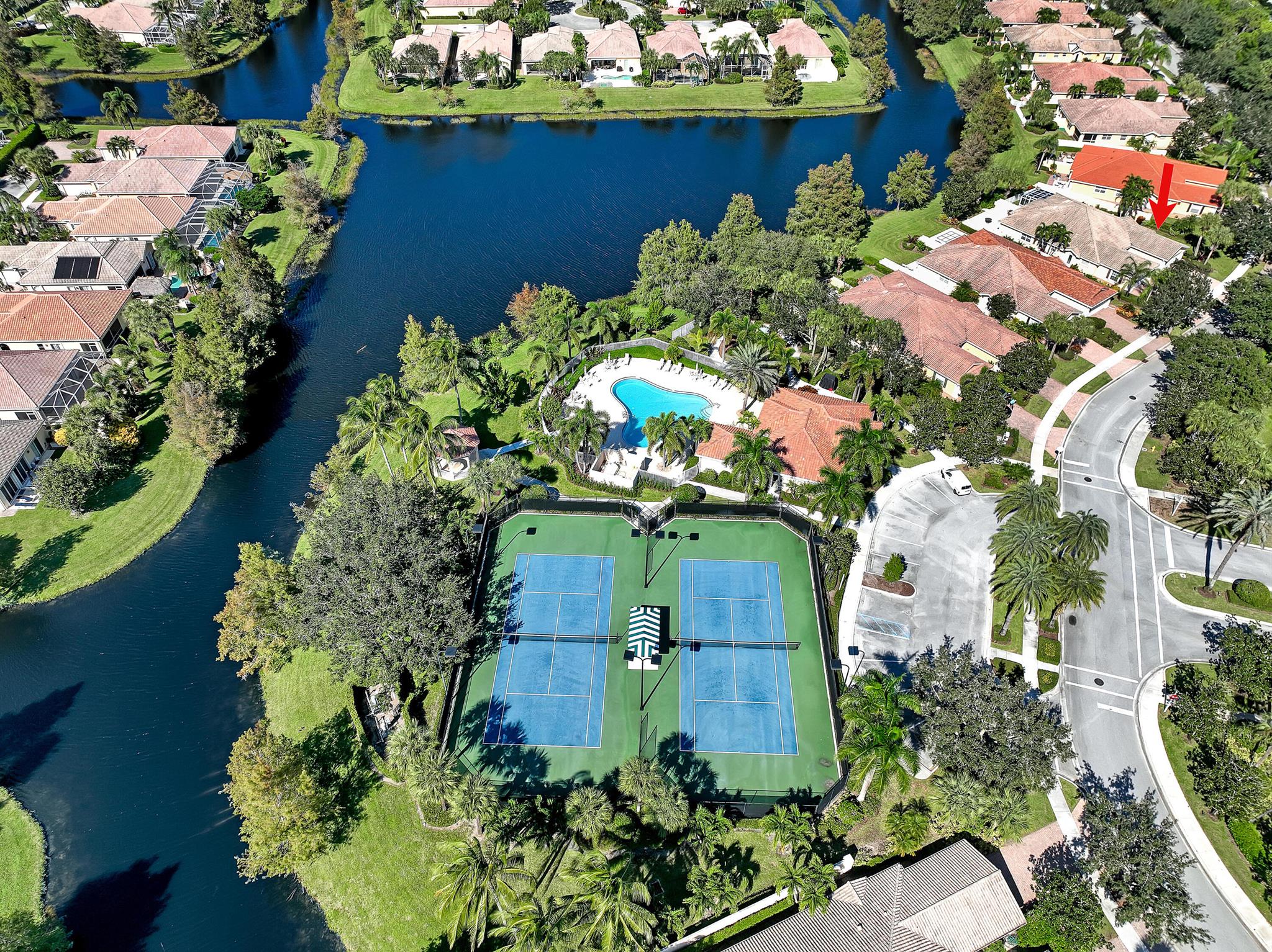 MAGNOLIA BAY - Residential