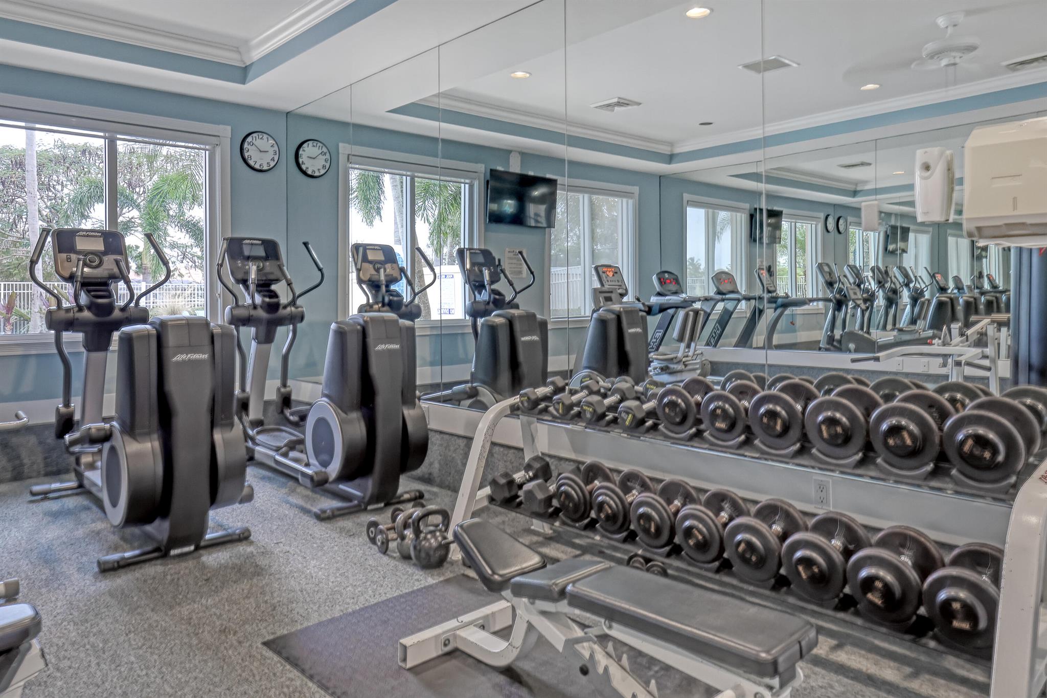 MAGNOLIA BAY - Residential