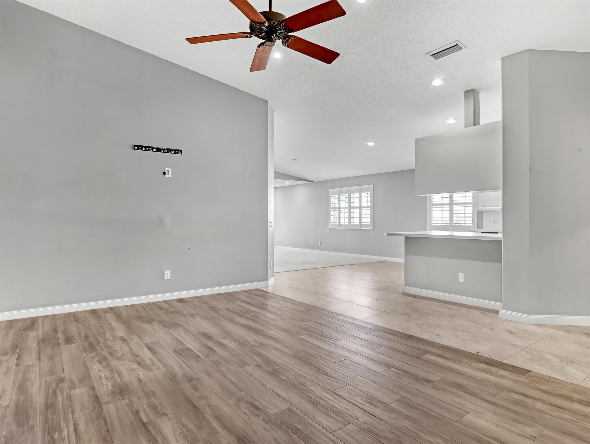 5011 Magnolia Bay Circle