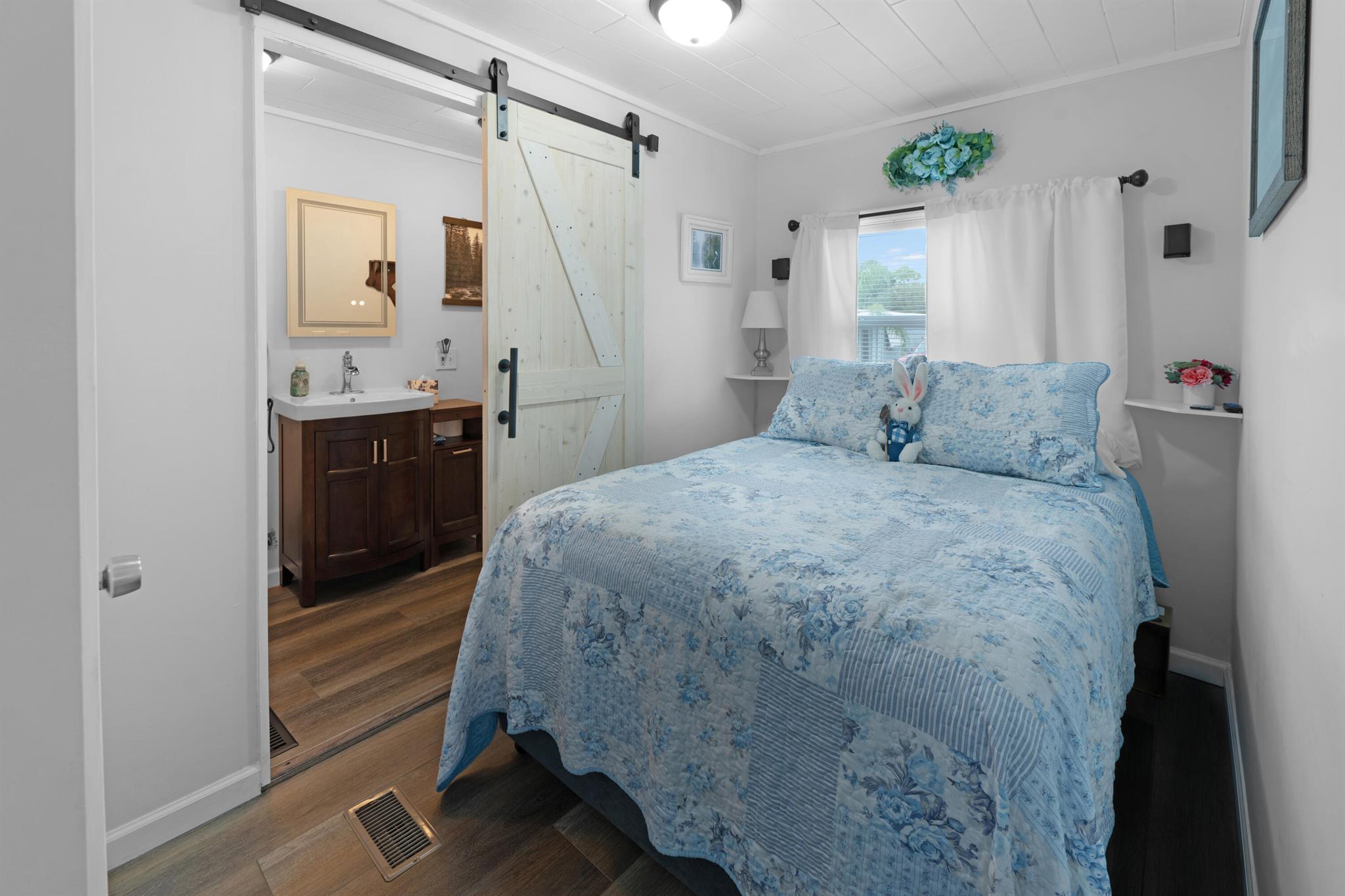 Royal Palm mobile  home p - Residential