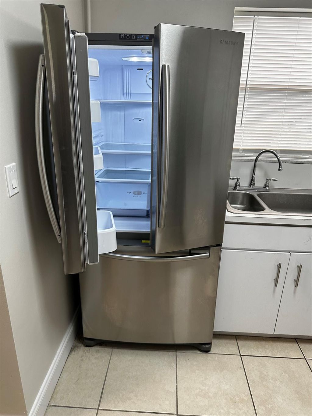 Photo of 941 Crystal Lake Drive #201, Deerfield Beach, FL 33064 (MLS # F10420394)