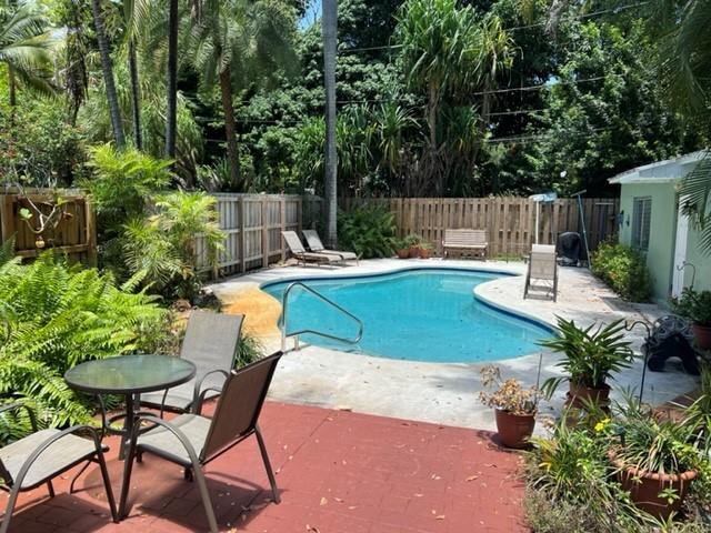 Croissant Park South Rive - Residential