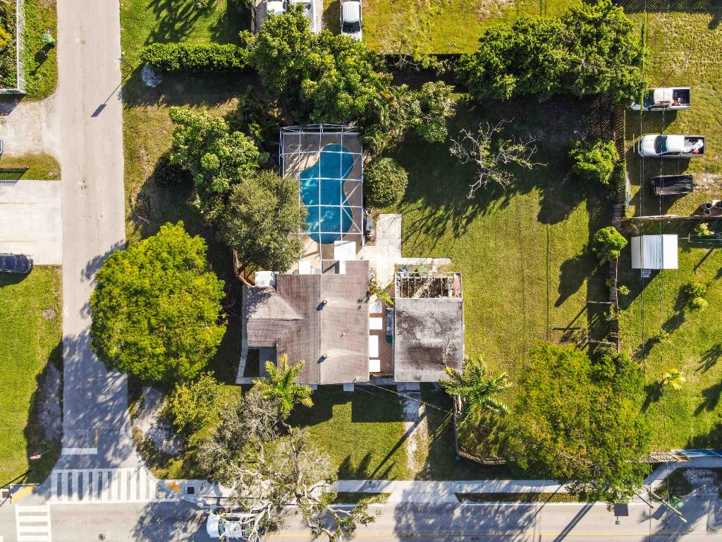 LAKEWOOD GARDENS - Residential