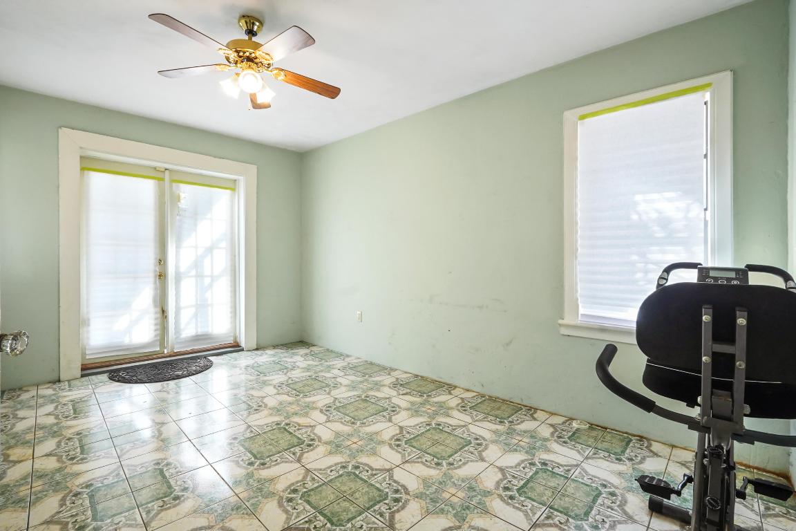 LAKEWOOD GARDENS - Residential