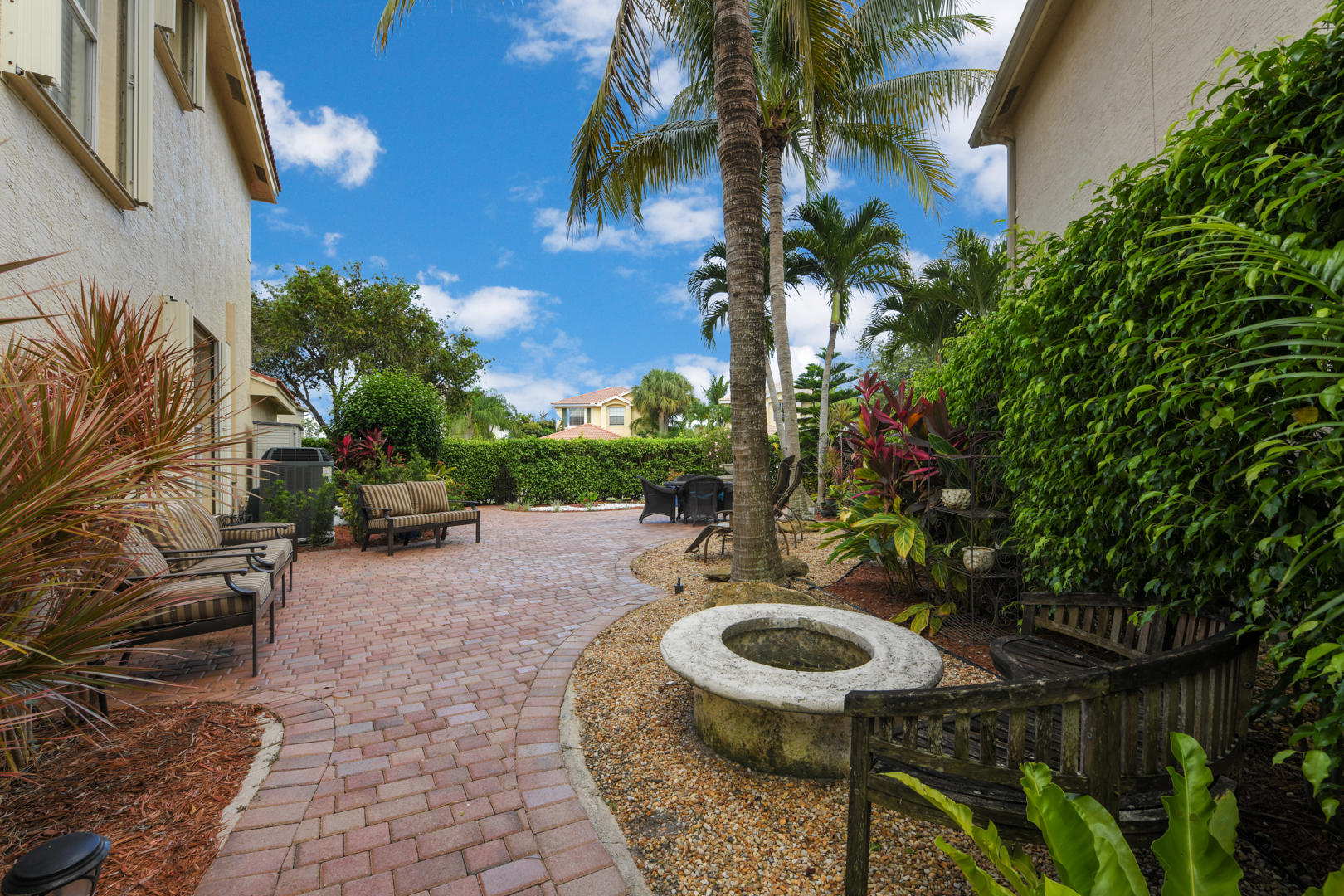 NAUTICA ISLES 4 - Residential