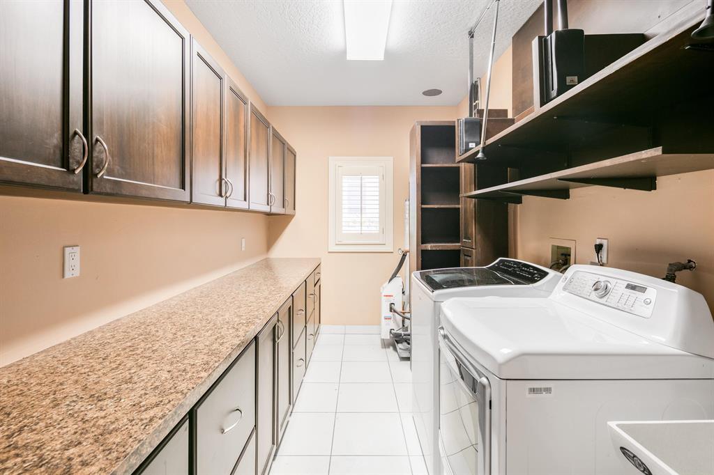 VENETIAN ISLES 2ND SEC - Residential