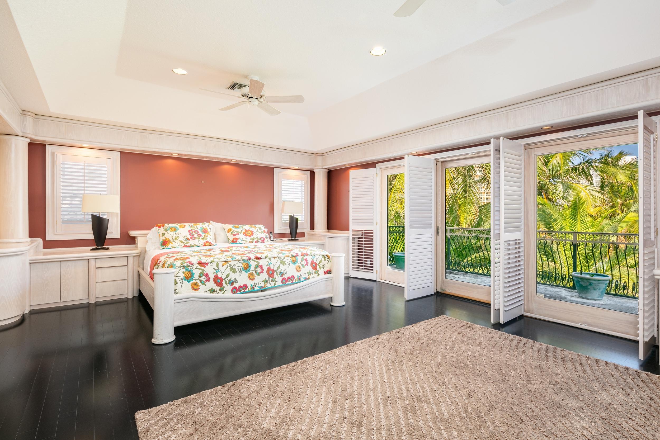 VENETIAN ISLES 2ND SEC - Residential