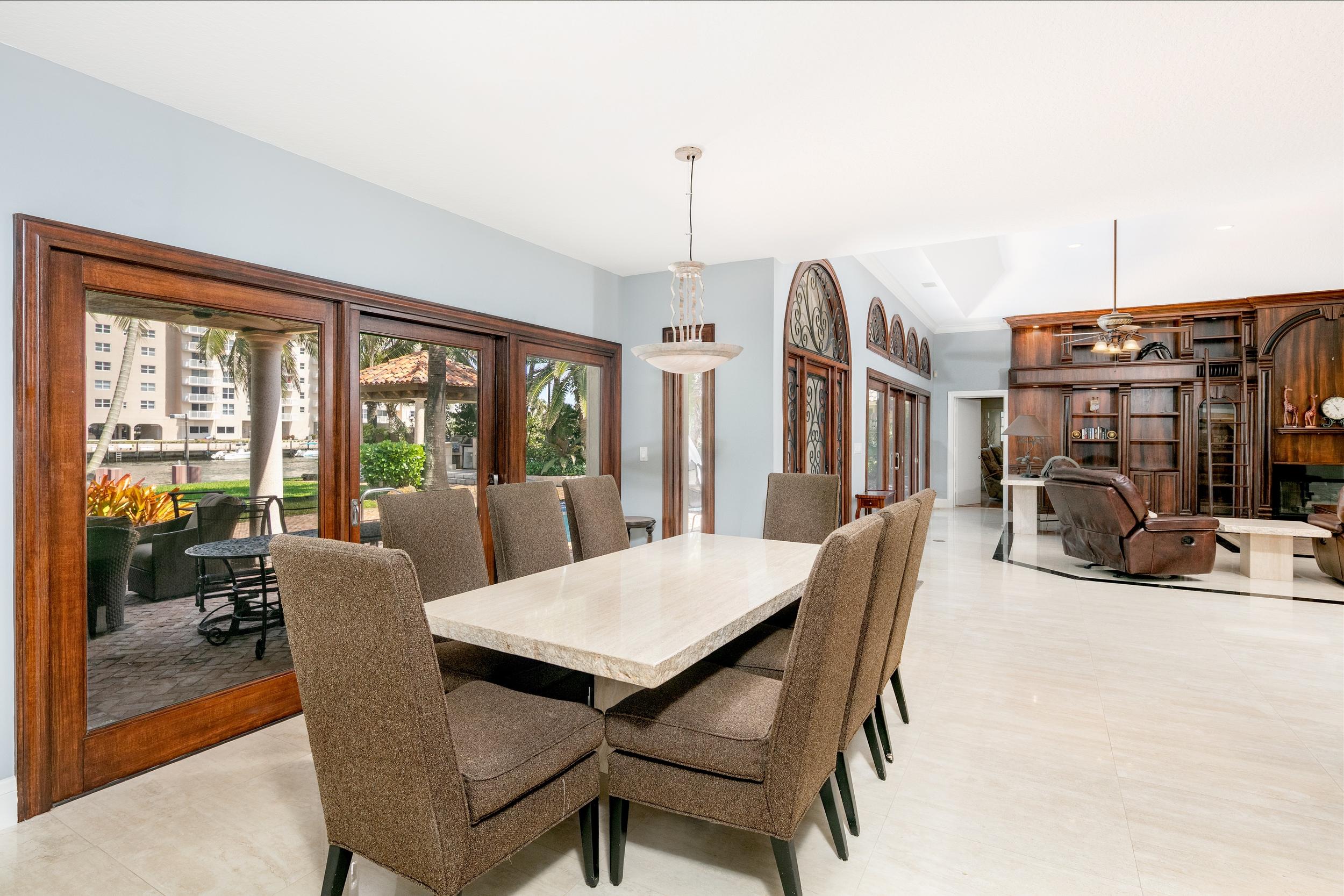 VENETIAN ISLES 2ND SEC - Residential