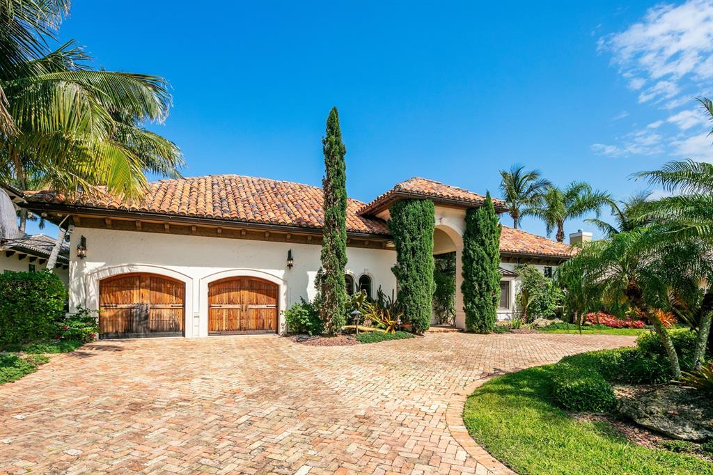 VENETIAN ISLES 2ND SEC - Residential