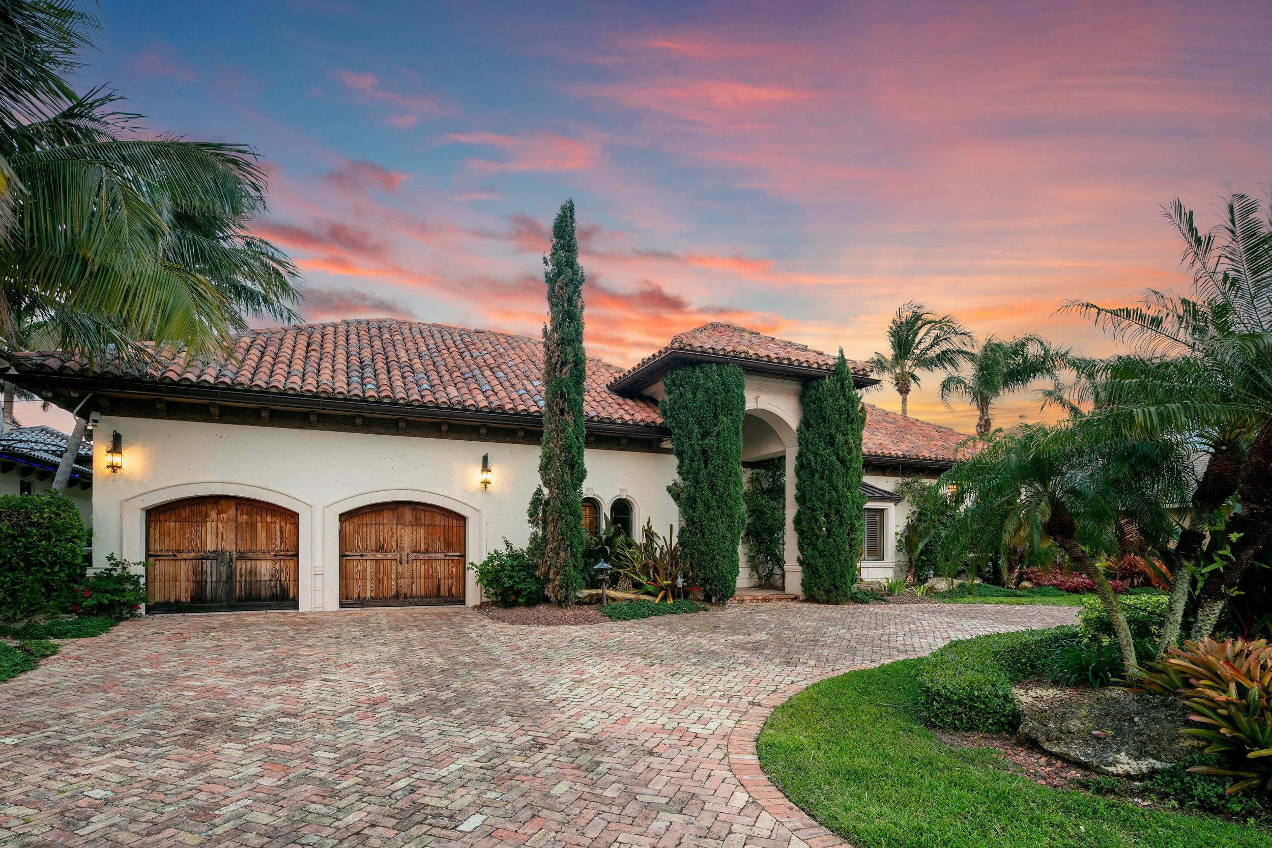 VENETIAN ISLES 2ND SEC - Residential