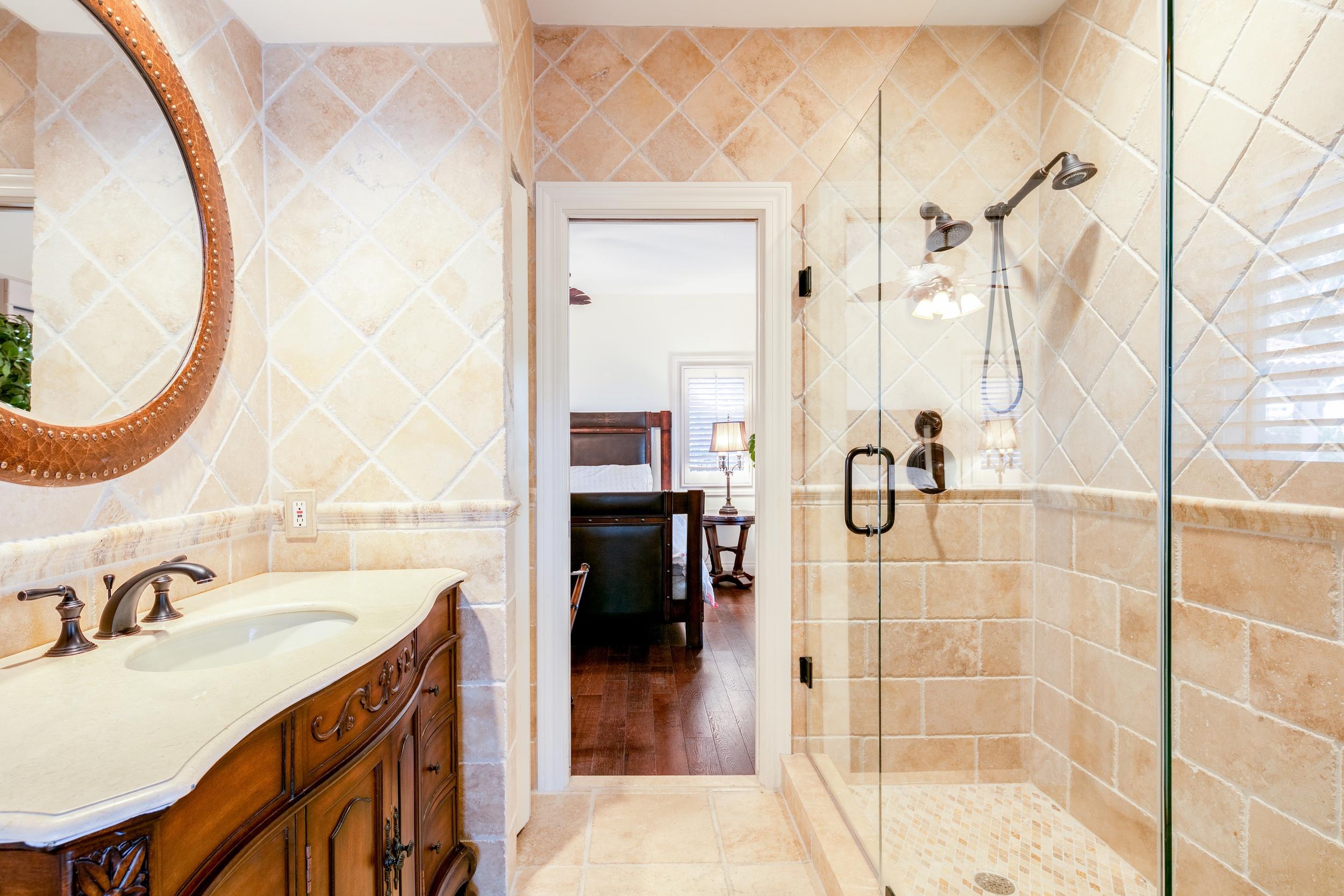 VENETIAN ISLES 2ND SEC - Residential