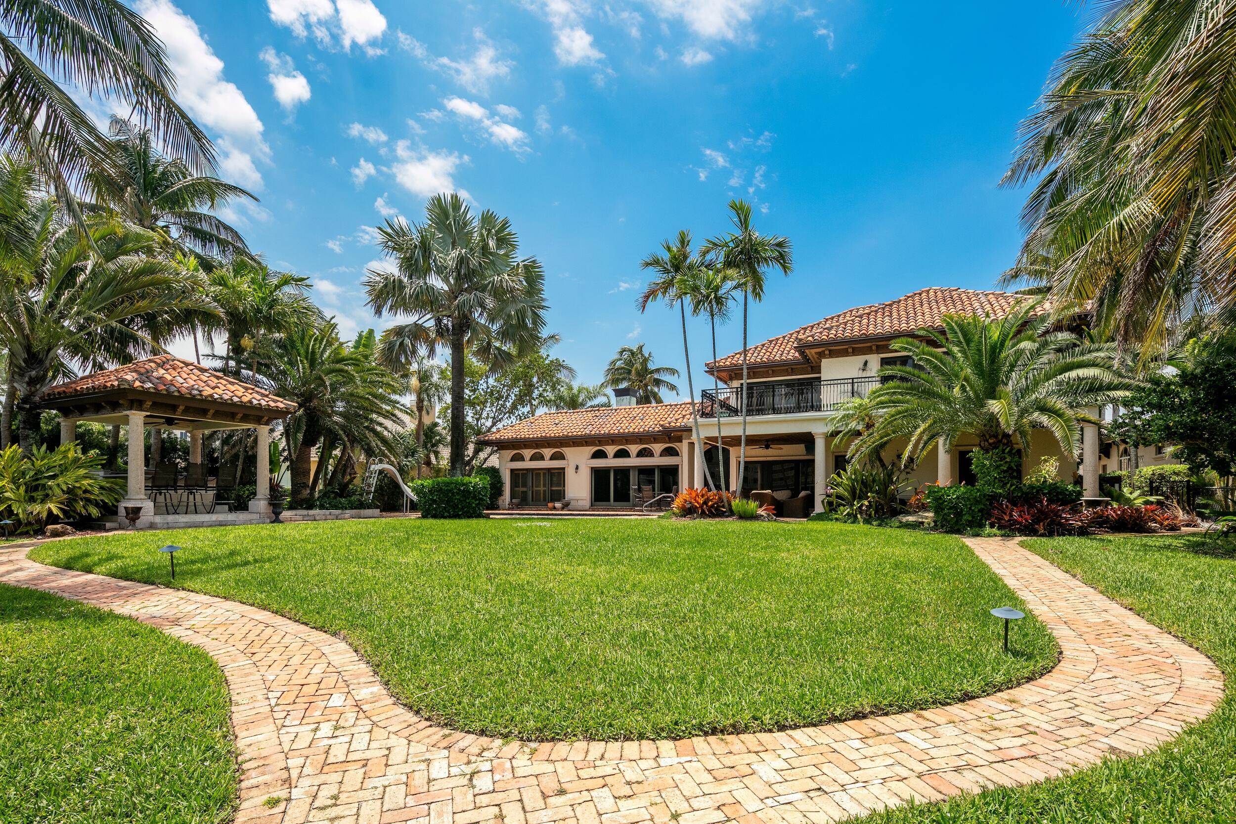 VENETIAN ISLES 2ND SEC - Residential