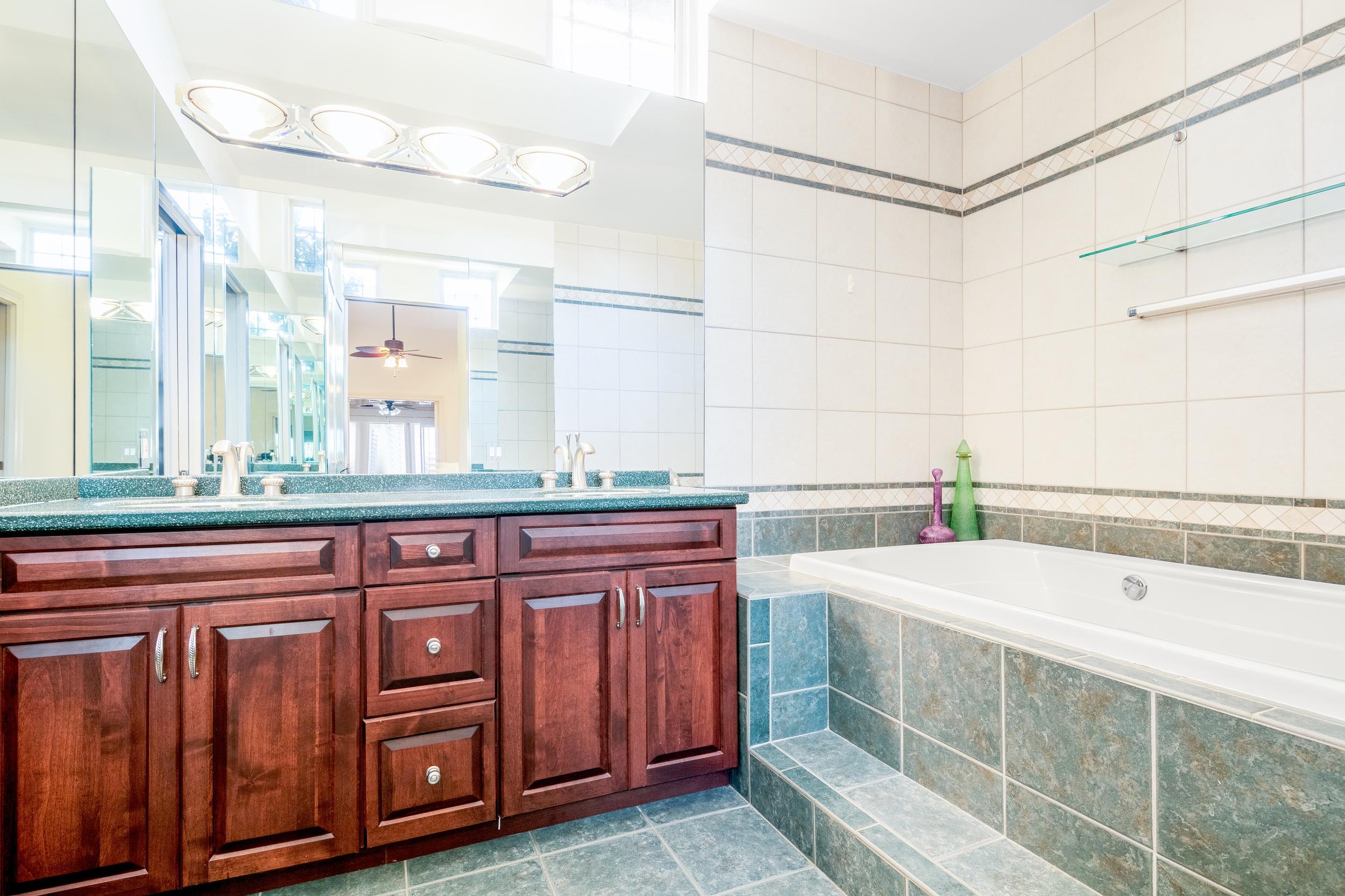 VENETIAN ISLES 2ND SEC - Residential