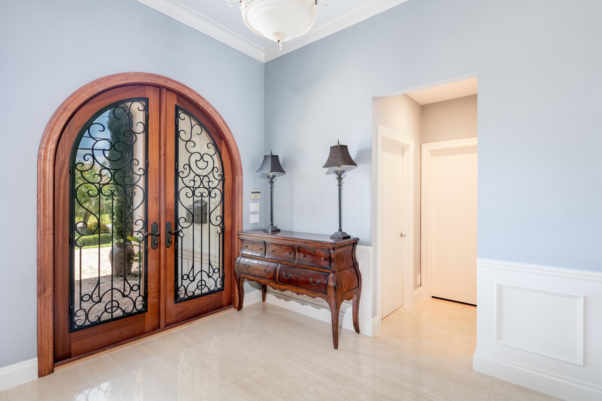 VENETIAN ISLES 2ND SEC - Residential