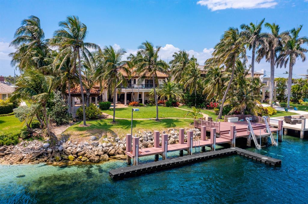 VENETIAN ISLES 2ND SEC - Residential