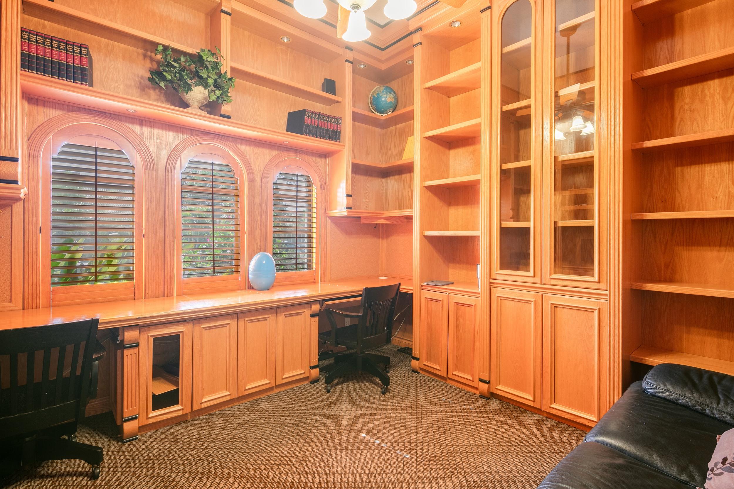 VENETIAN ISLES 2ND SEC - Residential