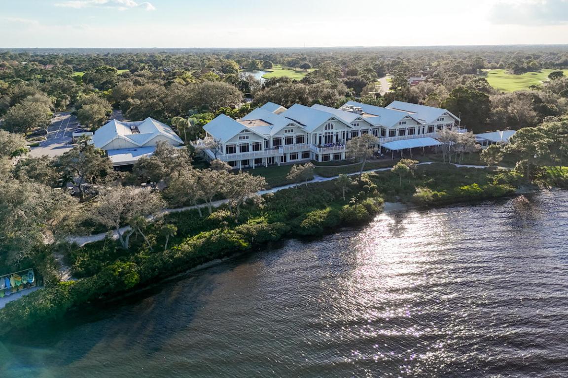 Harbour Ridge Yacht & Country Club - Deer Moss Vil - Residential