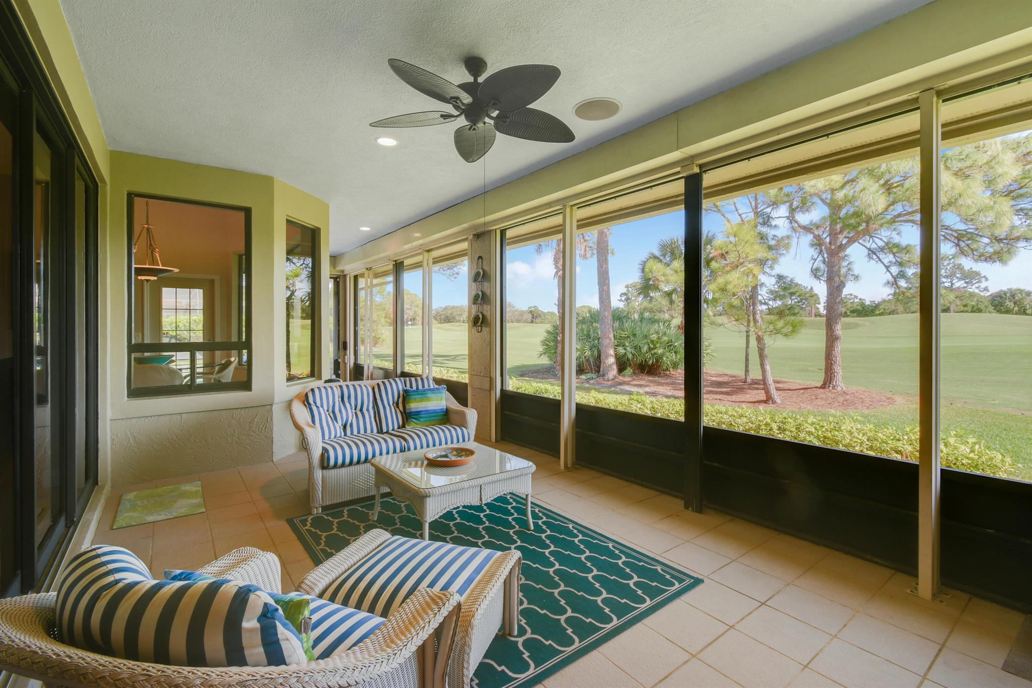 Harbour Ridge Yacht & Cou - Residential