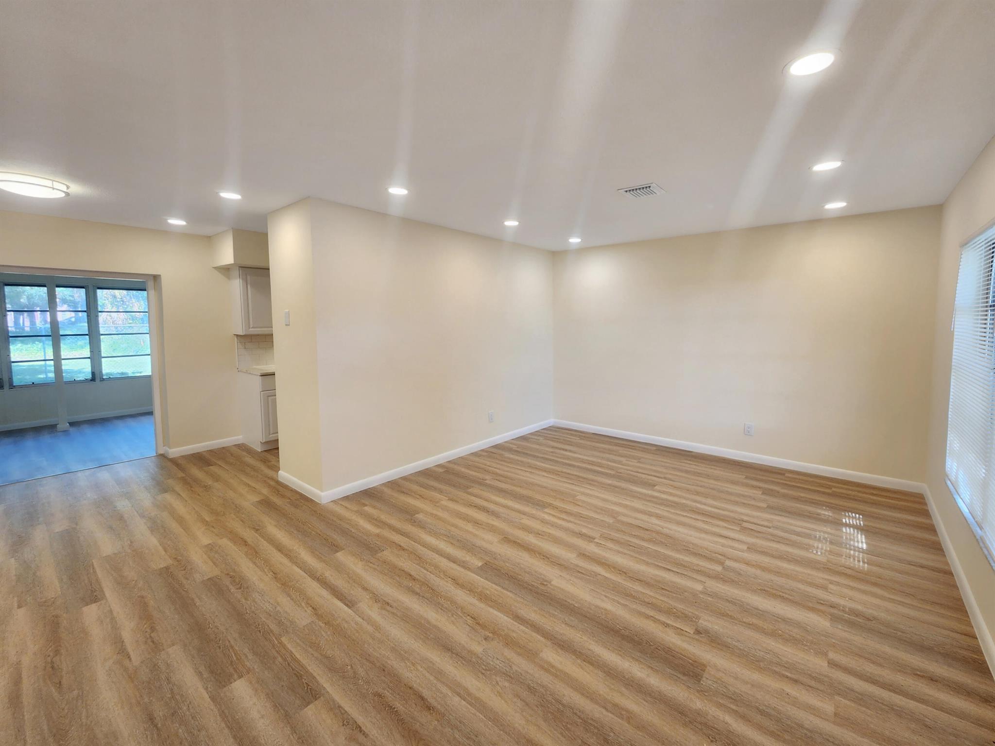 PORT ST LUCIE SECTION 4 - Residential