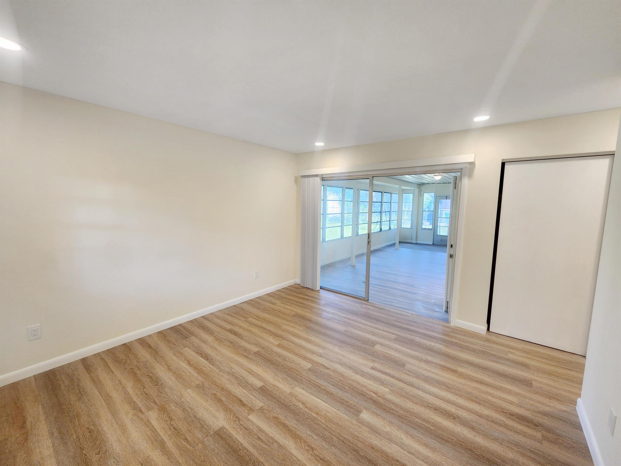 PORT ST LUCIE SECTION 4 - Residential