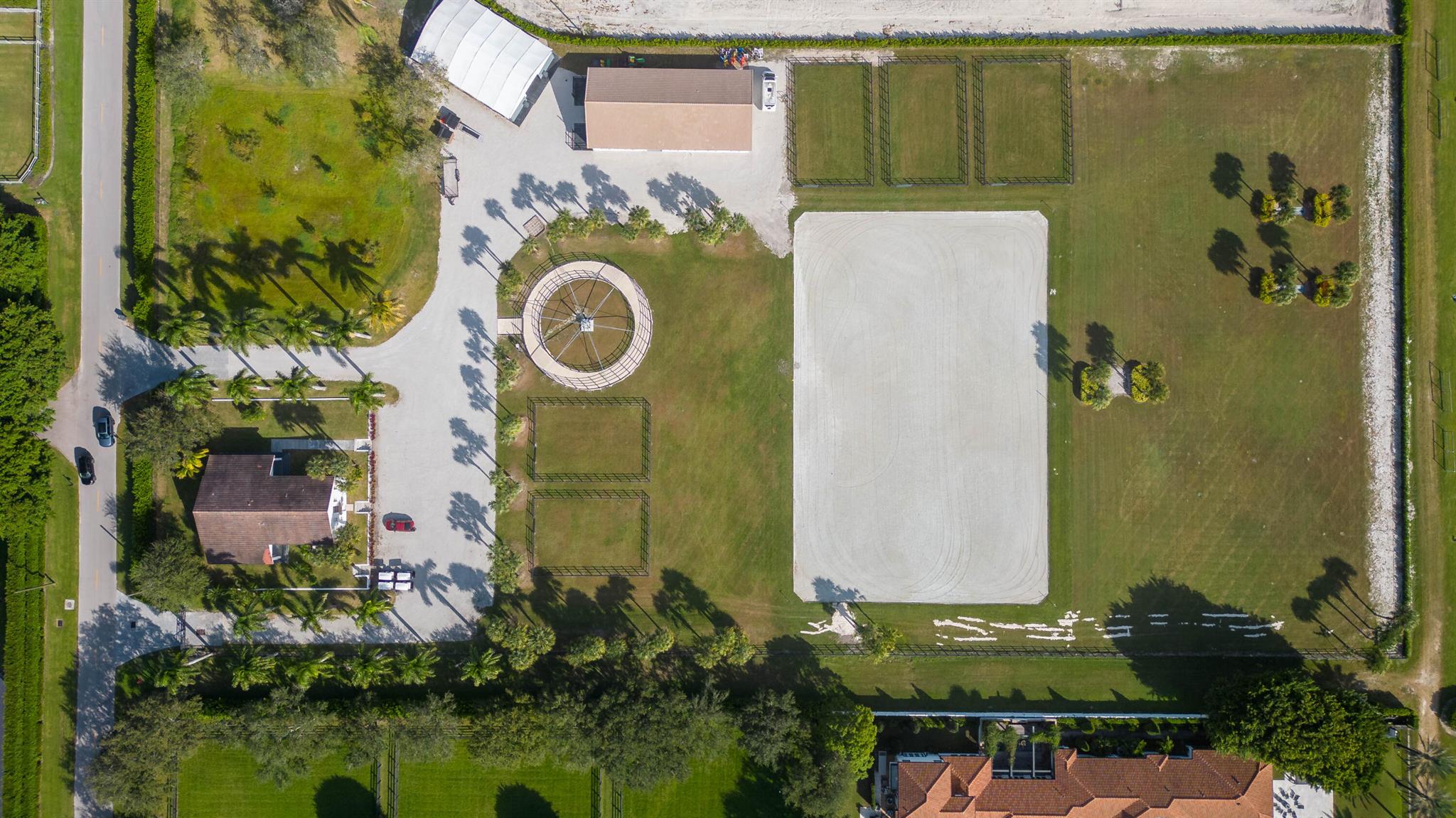 GREENBROOK EQUESTRIAN VIL - Residential