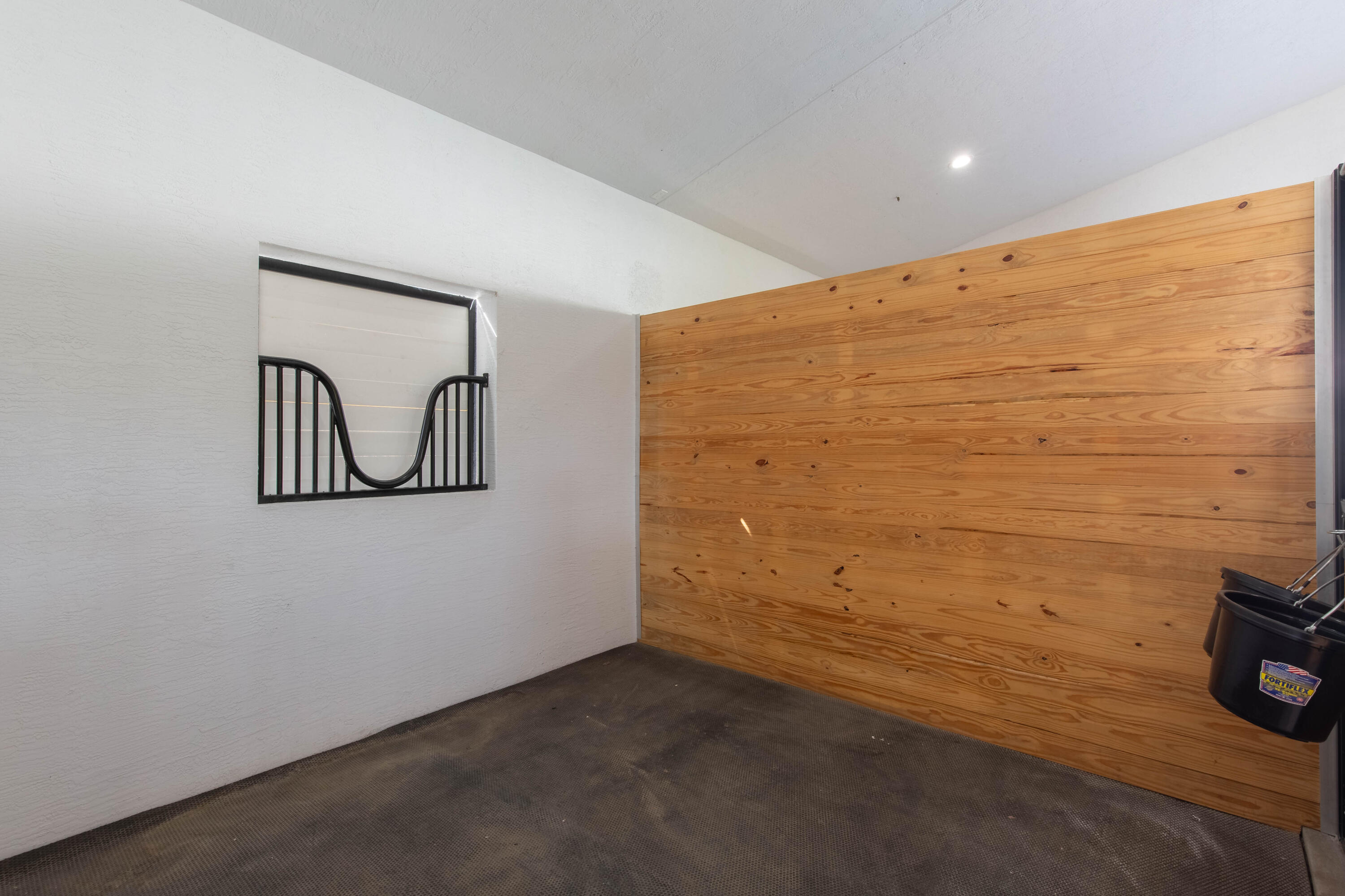 GREENBROOK EQUESTRIAN VILLAS - Residential