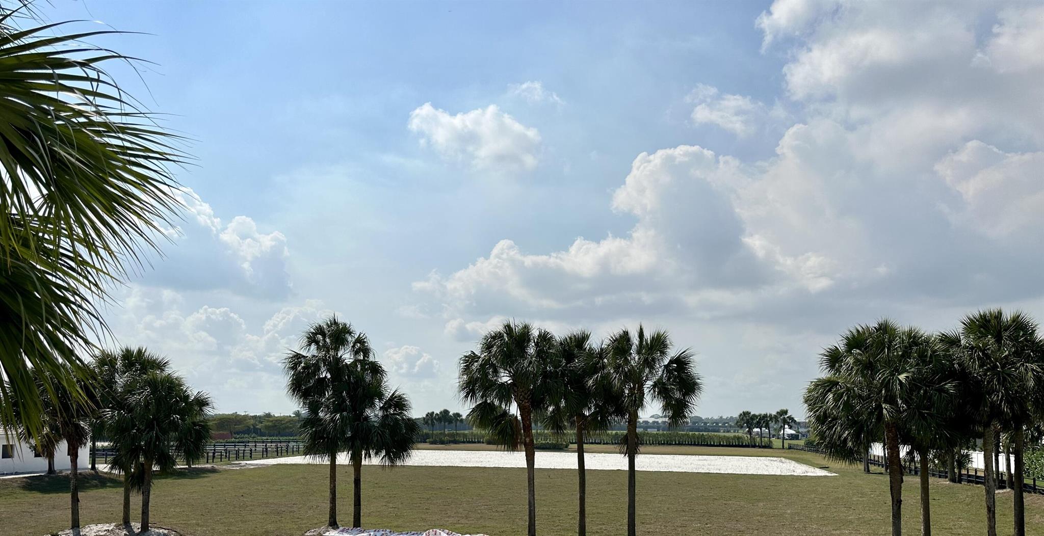 GREENBROOK EQUESTRIAN VIL - Residential