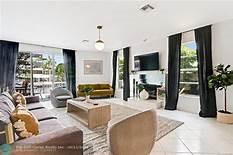 301 Isle Of Capri Drive 301