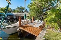 301 Isle Of Capri Dr 301