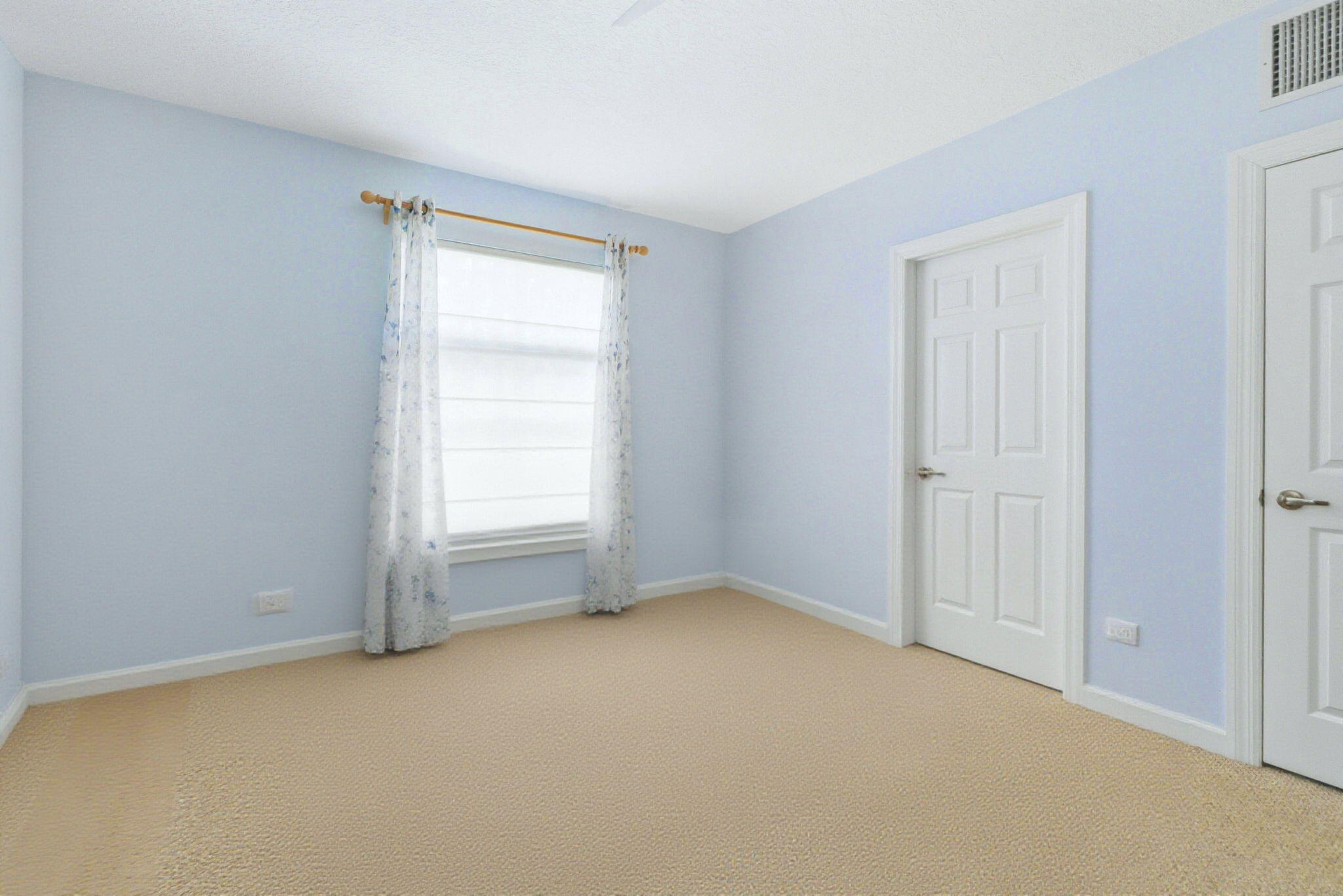 WAVERLY PLACE - Residential