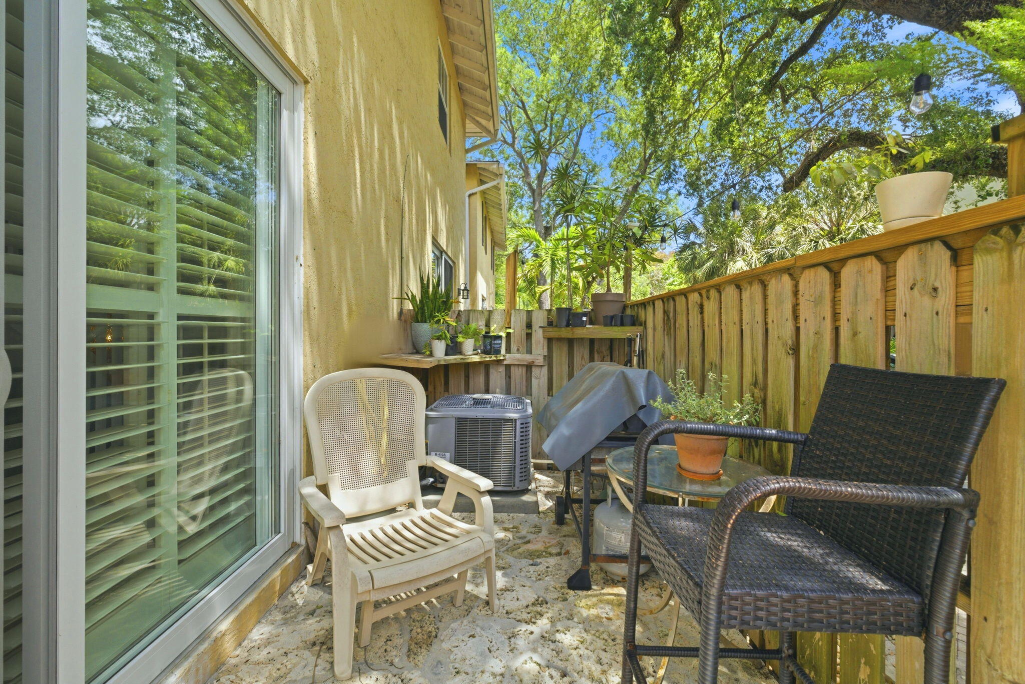 WAVERLY PLACE - Residential