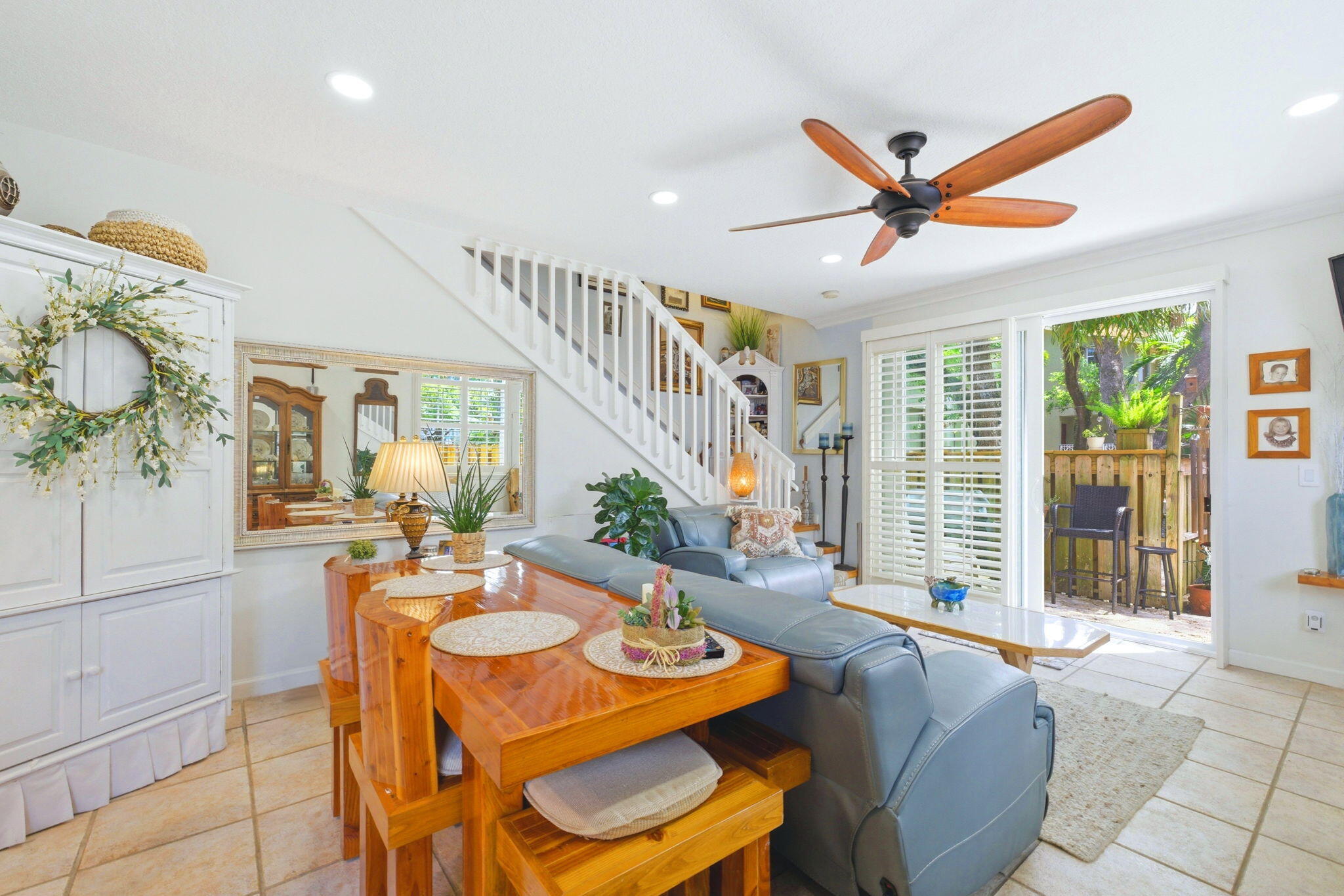 WAVERLY PLACE - Residential