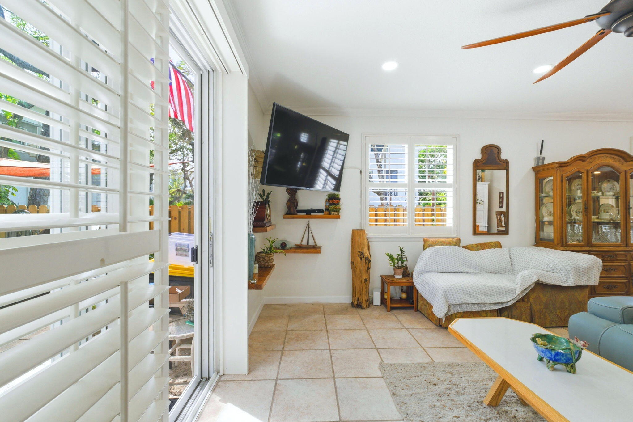 WAVERLY PLACE - Residential