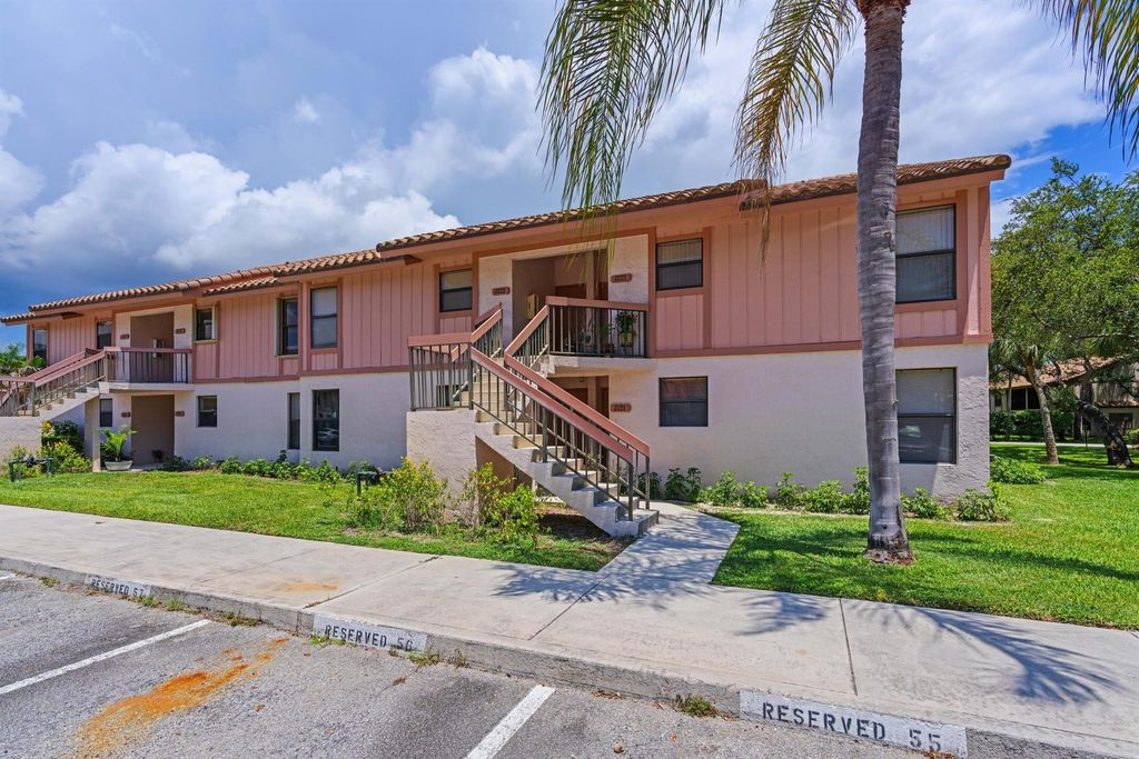 Photo of 3350 Jaywood Terrace #121, Boca Raton, FL 33431 (MLS # R10894282)