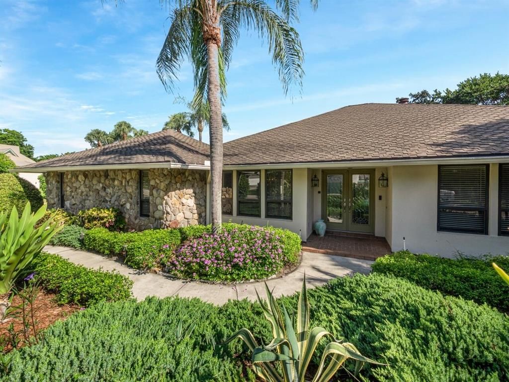 Photo of 2 Gumbo Limbo Way, Stuart, FL 34994 (MLS # R10742456)