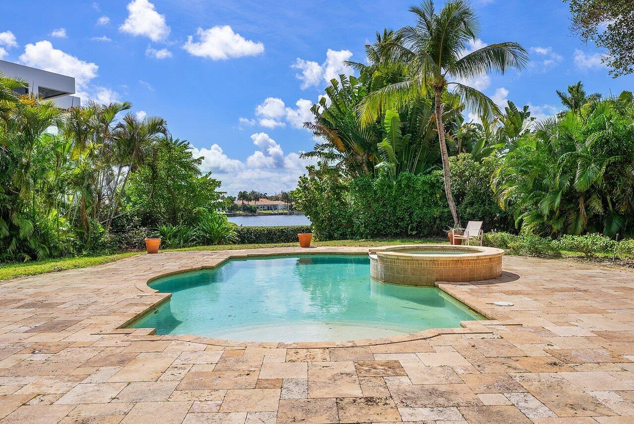 POINT MANALAPAN 12 - Residential