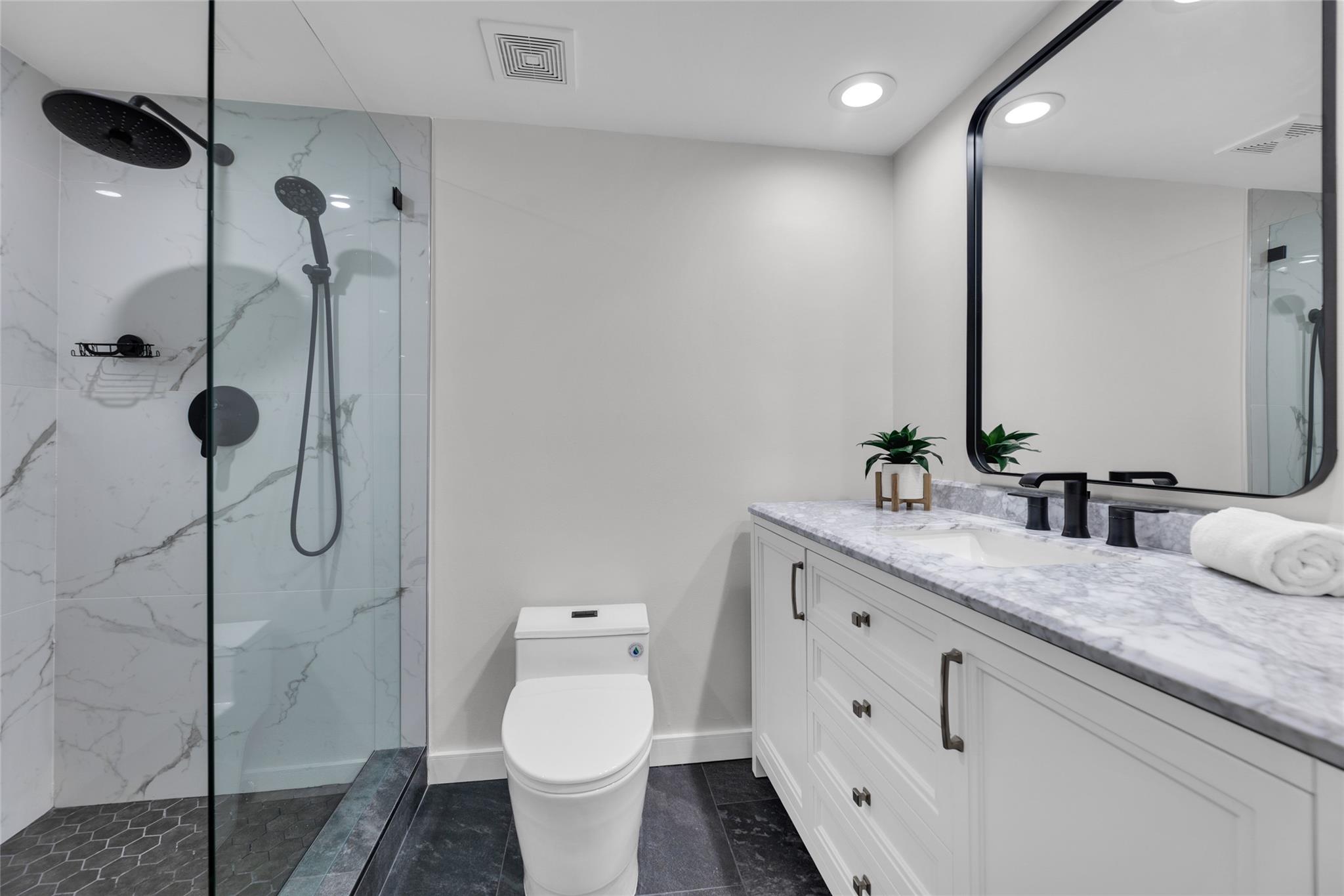 The Overlook Condo - Residential