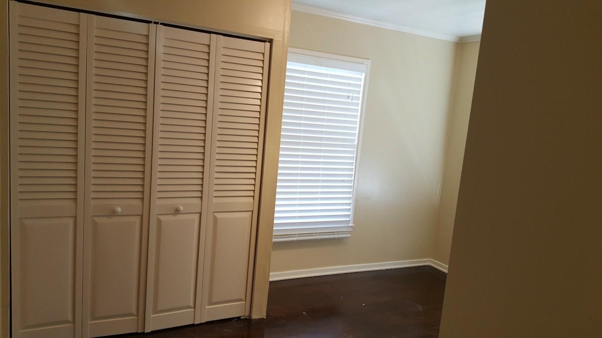 FOREST RIDGE PARK - Residential Lease