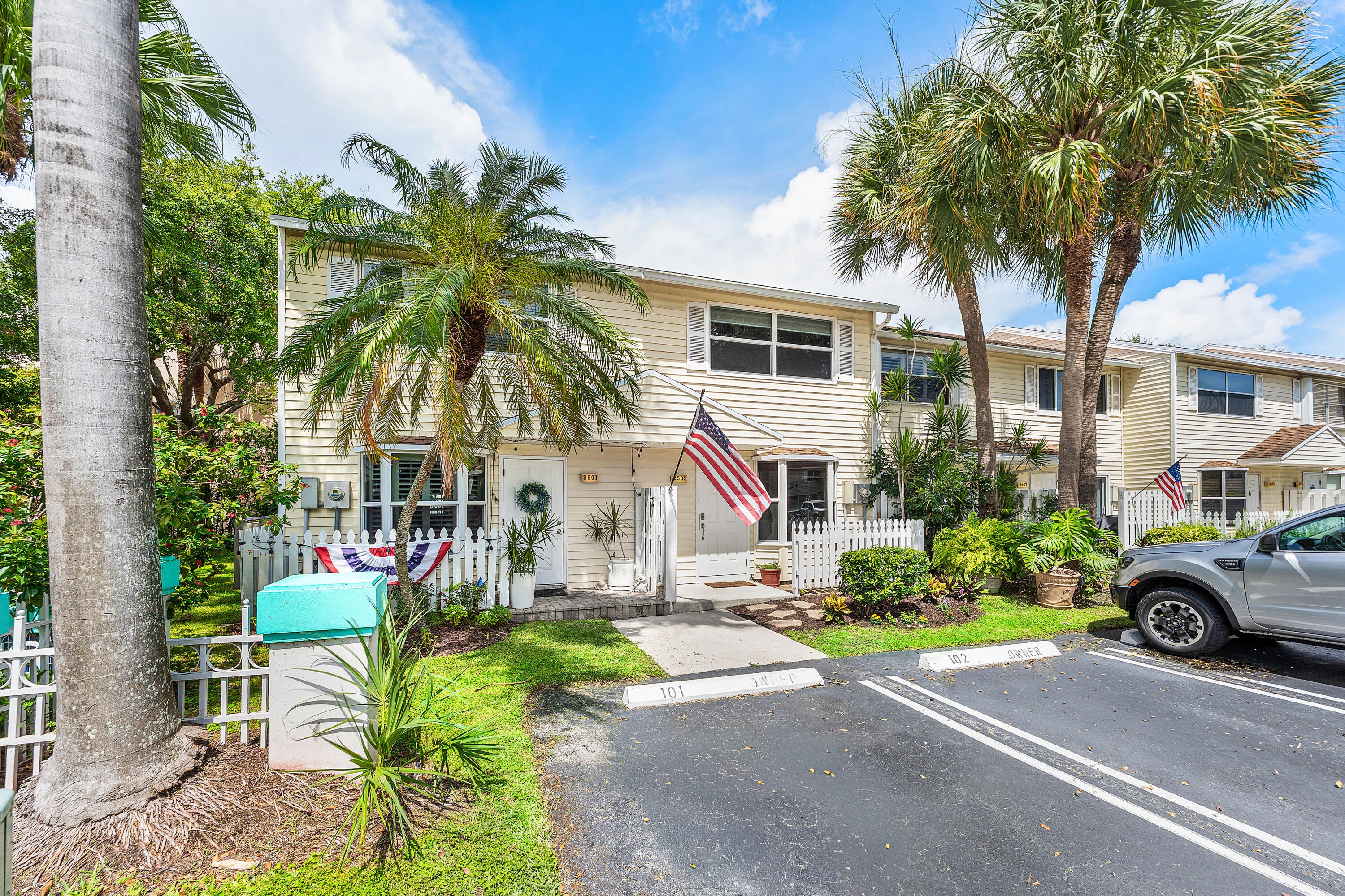 2503 NE 15th Street 2503