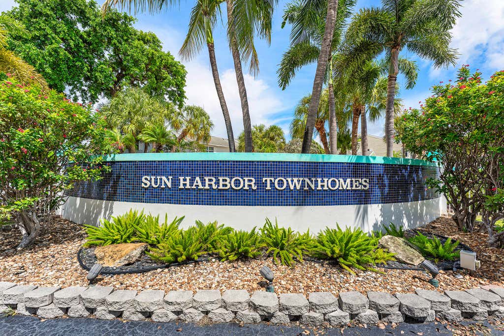 Photo of 2503 NE 15th Street #2503, Pompano Beach, FL 33062 (MLS # B26061811)