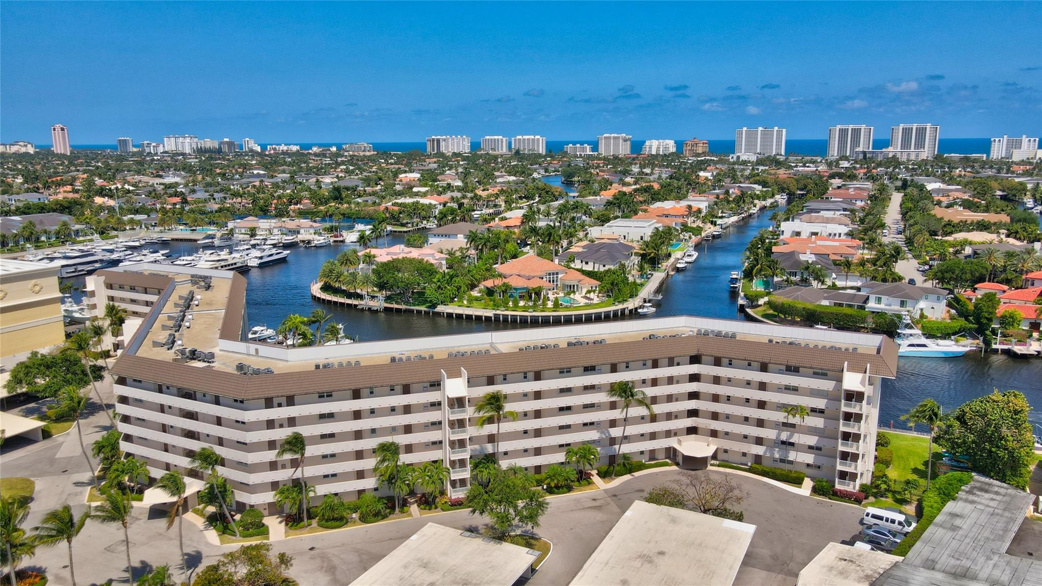 RIVER HOUSE TOWERS CONDO - Residential
